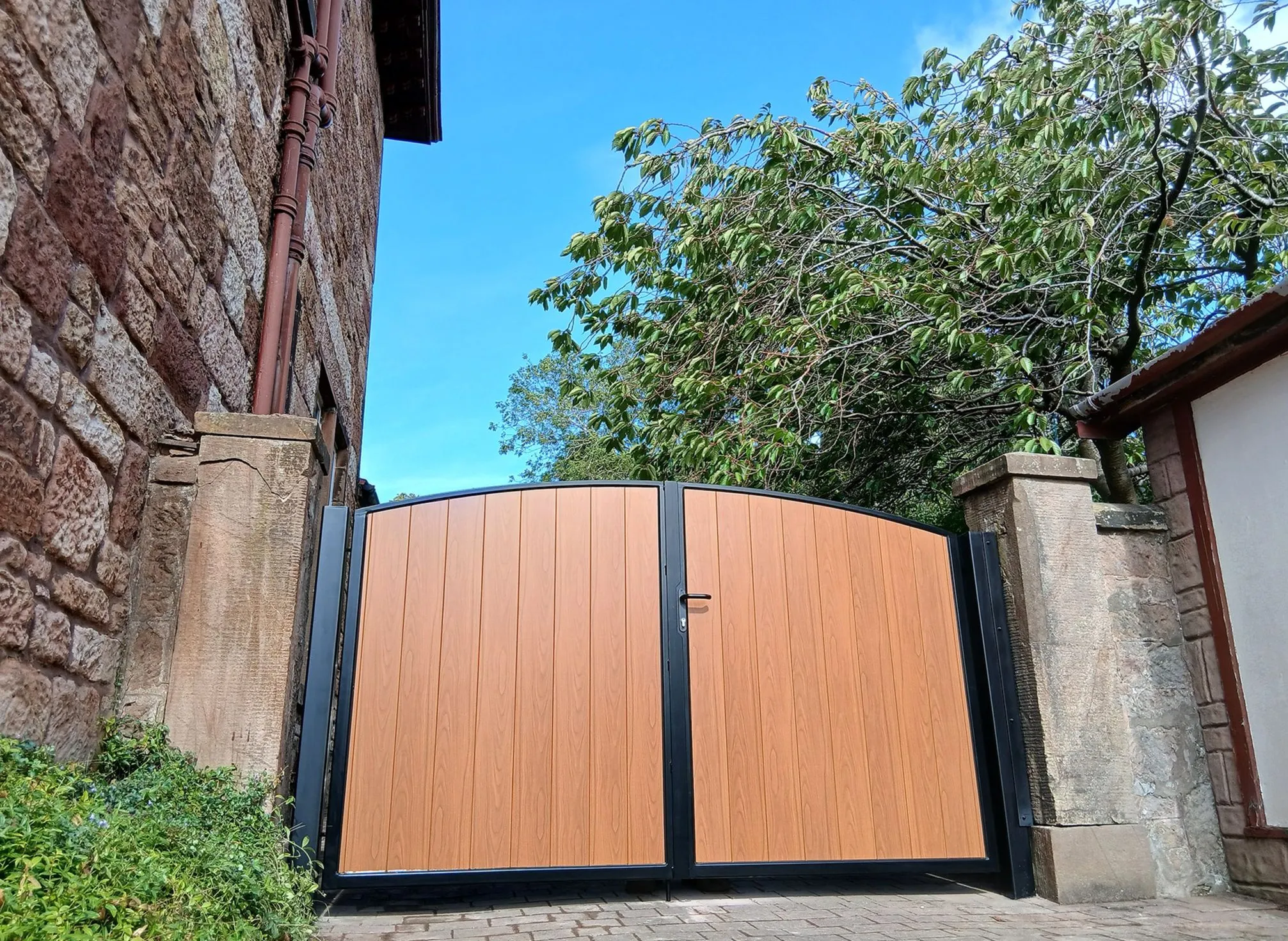 Residential driveway gate installation completed in Amarillo, TX